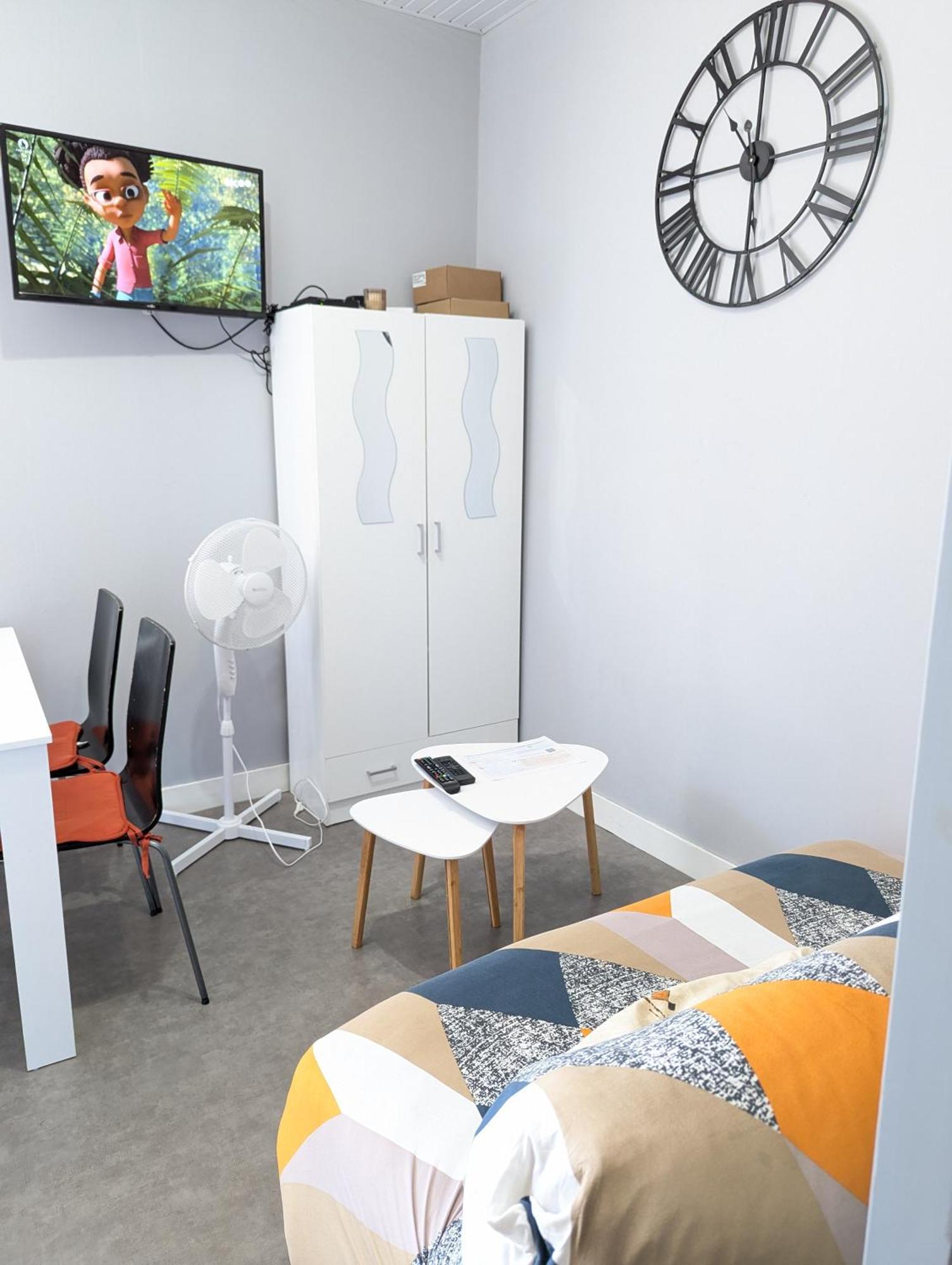Grands Maillochon Acces Gare De Et Centre A Pieds Apartment Poitiers