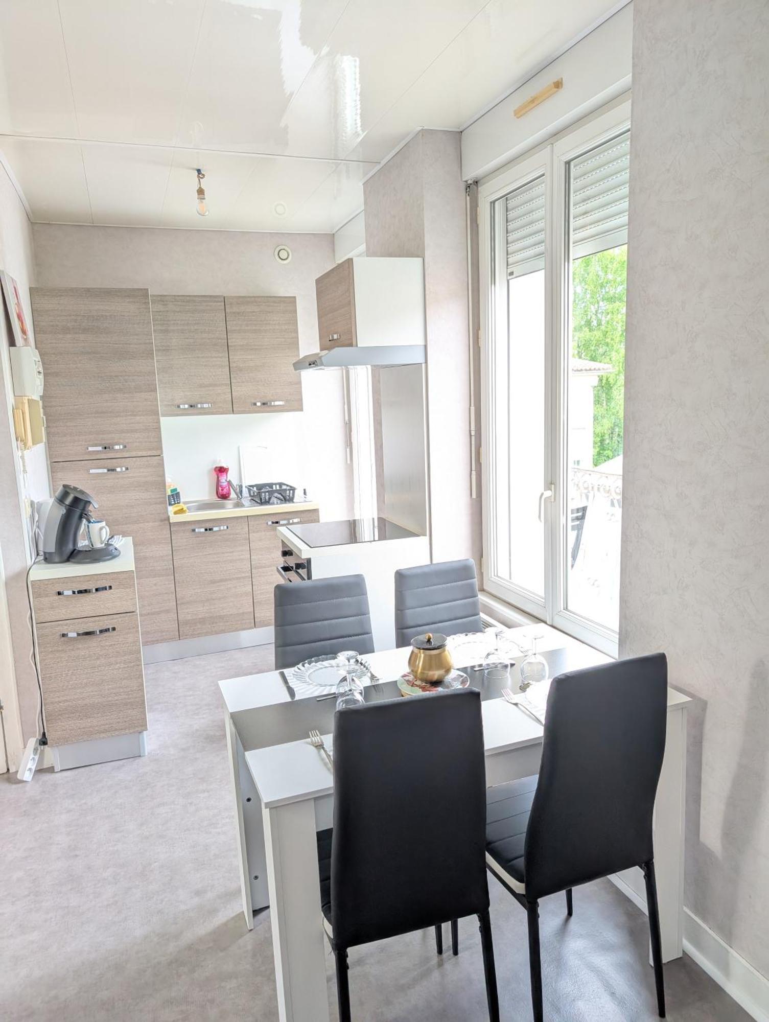 Grands Maillochon Acces Gare De Et Centre A Pieds Apartment